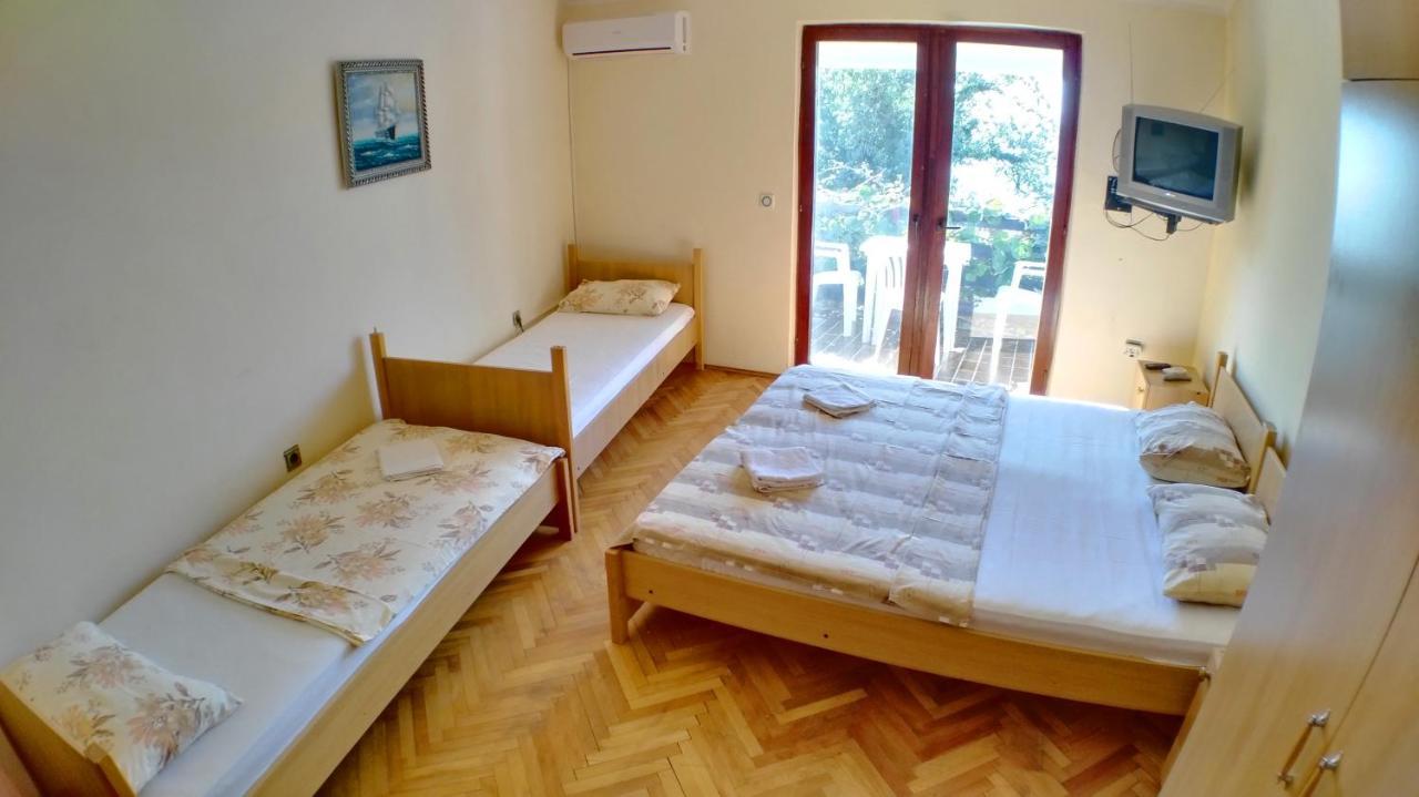 Guesthouse Obala Sutomore Exteriér fotografie