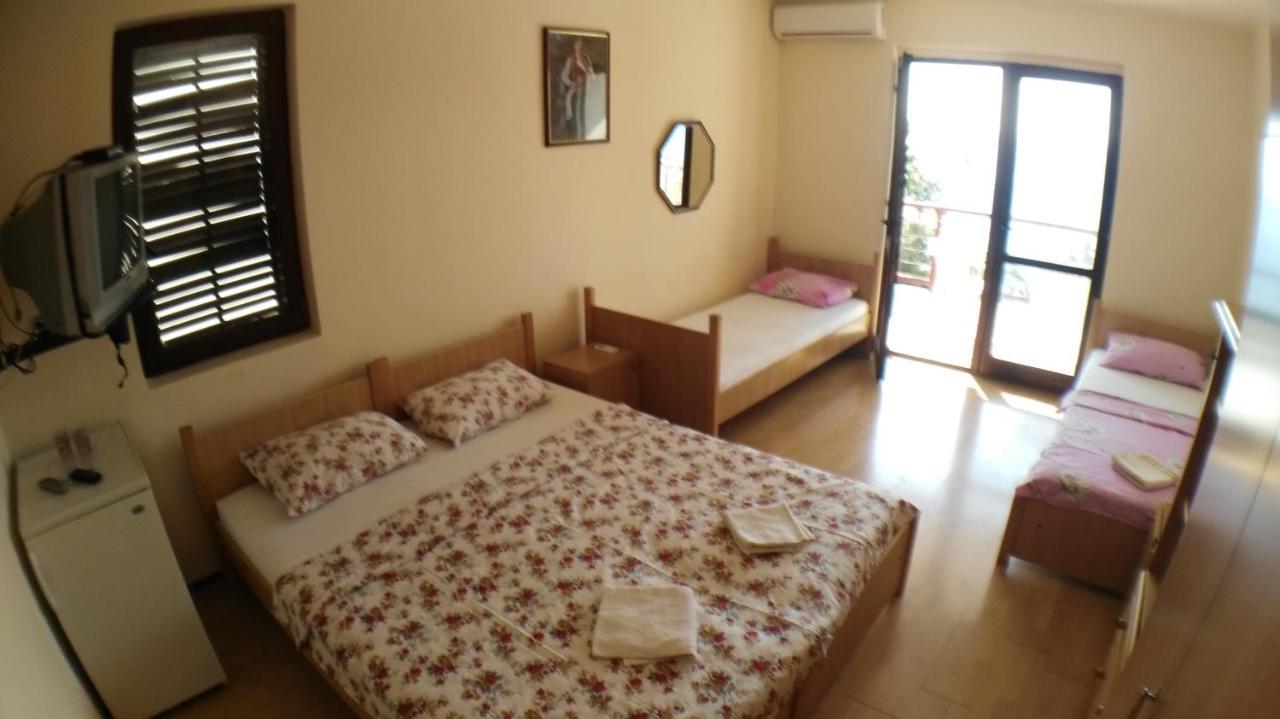 Guesthouse Obala Sutomore Exteriér fotografie