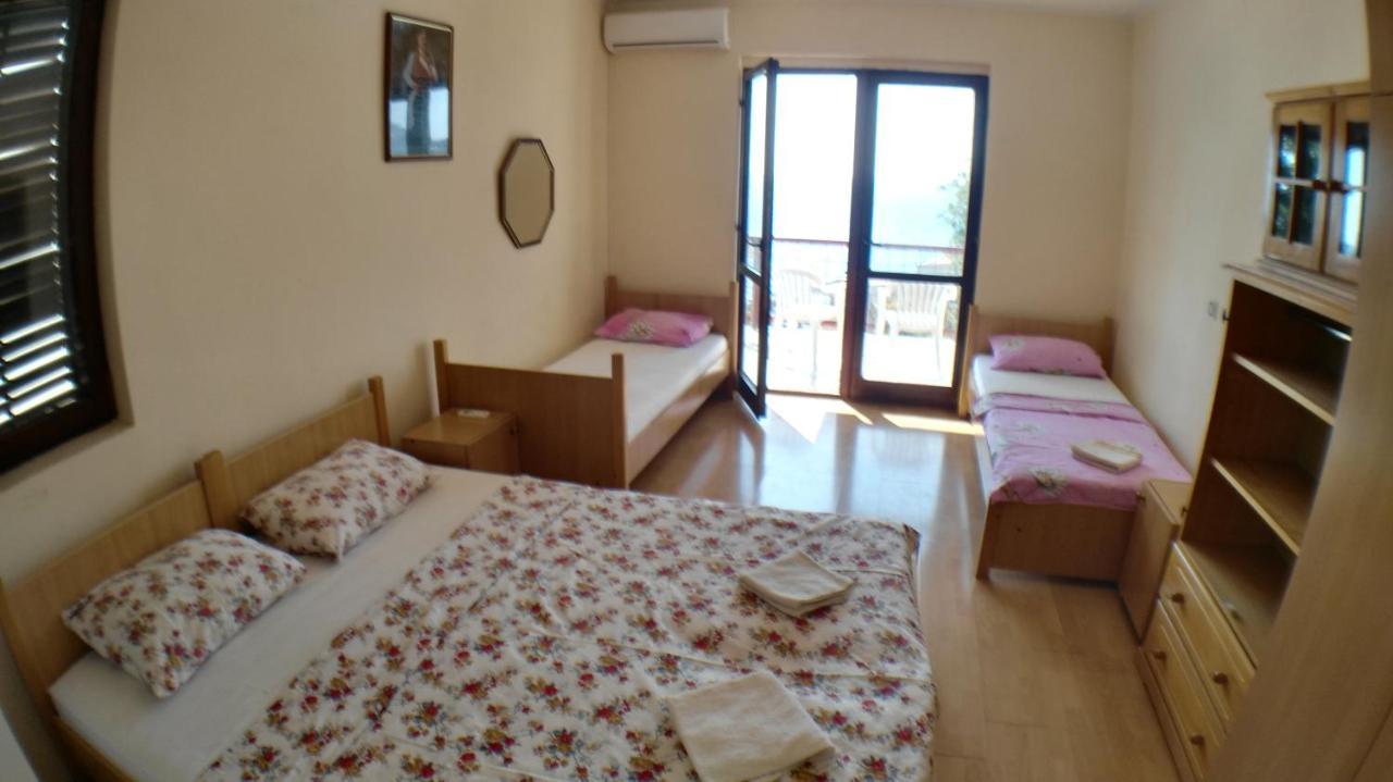 Guesthouse Obala Sutomore Exteriér fotografie